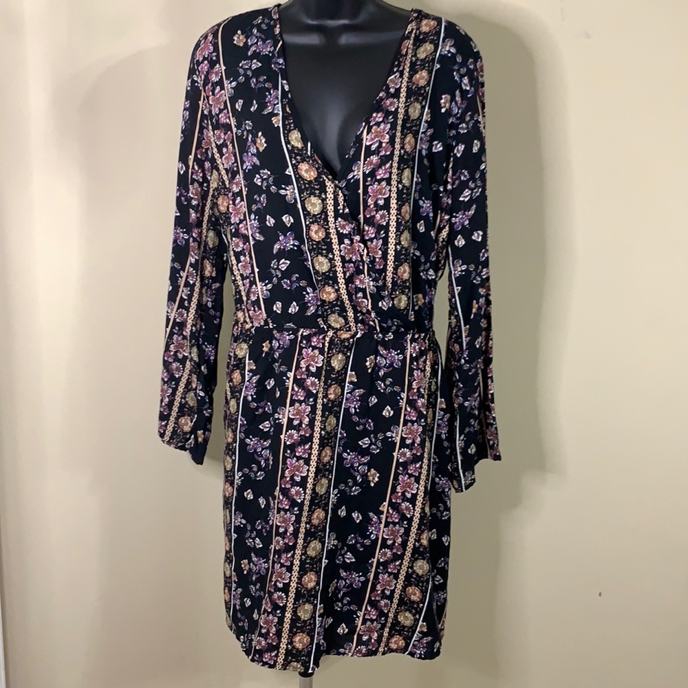 New Look XL Black and Multi-Color Dress
